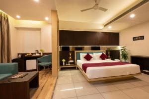 Hotel The Taj Vilas