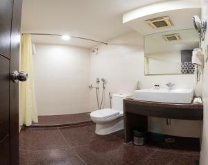 Hotel The Taj Vilas