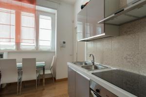 GuestHost - Comfy Apartment X3 in Porta Romana