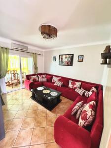 Charming Apartment with Balcony, Pool, Parking, and 2700m2 Garden