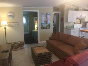 Sea Breeze Cottage - Venture Out Unit 066