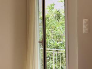 Chic Studio Apartment next to Agiou Georgiou square