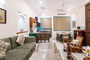Diwan-E-Khas 3