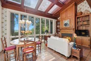 7Acre Retreat w Guest Suite Near Truist Park