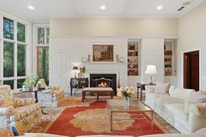 7Acre Retreat w Guest Suite Near Truist Park