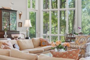 7Acre Retreat w Guest Suite Near Truist Park