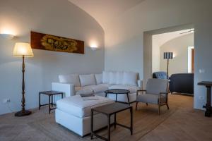TENUTA ORSINI 9&3, Emma Villas