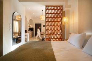 Earthy & Warm Apartment Heart of Psirri