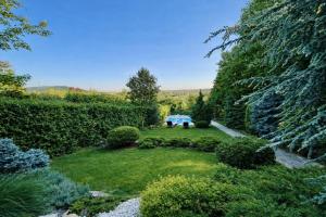 Belgrade Villa & Apartments - Private Estate & Pool - Garden & Yard - BBQ - Free Parking