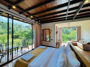 Ella Rock Luxury Villa