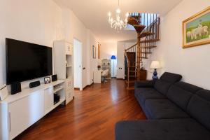 Roma Mare Terrace House