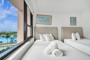 Amazing Ocean View Condo Beach Service 1111