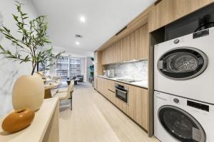Luxury 1-Bedroom Residence at Viceroy Brickell