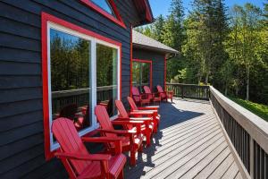 South West Ridge 72-153 5 Br: Large western views Private hot tub Wood fireplace