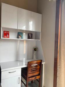 Liva Stay Genz & Aesthetic Self check In Netflix cozy stay