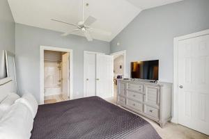 Carnation 302