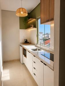 Studio Premium Completo com Excelente Localização