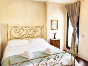 Roanne Modern House with Jacuzzi in Tuscany