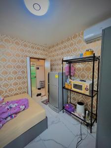 Private Budget Room for Backpackers Near MRT Si Kritha