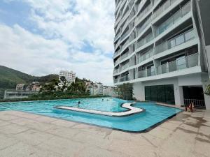 Thien Ans Luxury Apartment The Holiday Ha Long