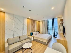 Thien Ans Luxury Apartment The Holiday Ha Long