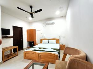 Cross Bill Beach Resort
