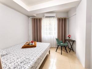 Perky 1-Bedroom Apartment in Vibrant Pasay City