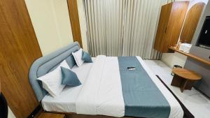 hotel the leora