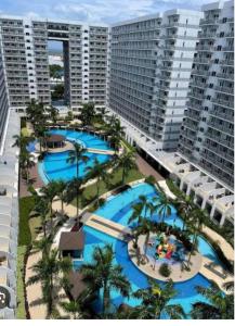 Dainty 1Br Condo Front of Mall of Asia
