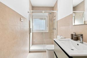 Modernas habitaciones con baño privado
