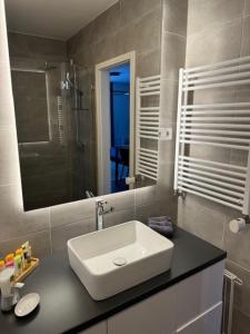 Beautiful flat in Metrodom Panorama with private parking