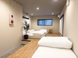 Tasone Stay OSAKA SEN2