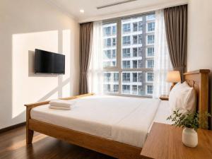 Vinhome Central Park 2 bedroom apartment