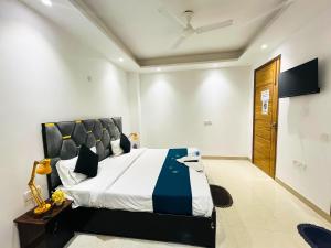 Hotel Sevan - malviya nagar