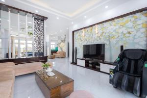Biệt Thự Hồ Bơi Tiểu Phương