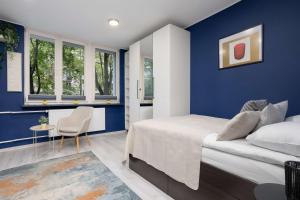 Stylish Studio for 2 Guests in Warsaw with Remote Work Space by Noclegi Renters