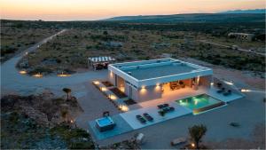 Villa Salis with heated pool & sea view