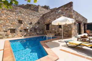 Meliti Sunset View & Private Pool Villa 20 min from Elafonissi