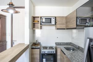 Depto céntrico con balcón, Pileta