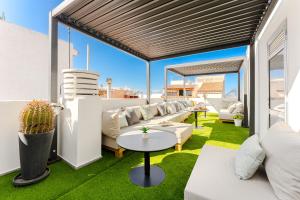 Coast Suites