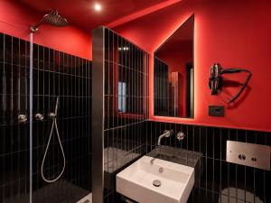 Chroma Design Rooms