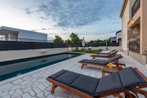 Villa Nebo i More
