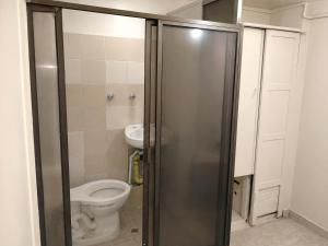 Habitación con baño privado 2