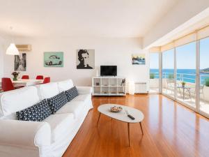 Adelos Coastal Chic by the Sea - Athens Riviera