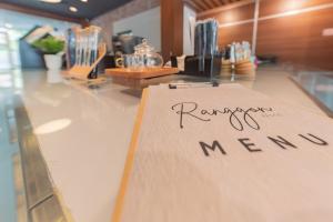 Hotel Yehezkiel Surapati Mitra RedDoorz