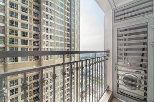 Vinhomes Central Park - Landmark 5