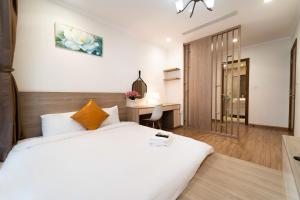 Vinhomes Central Park - Landmark 5