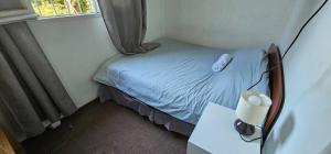 Íntimo Dormitorio con baño y acceso independiente