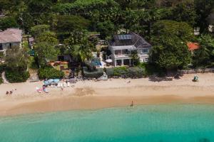 Beautiful Beachfront Luxury Villa with Pool - Westhaven