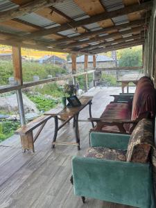 Family hotel Dadiashi